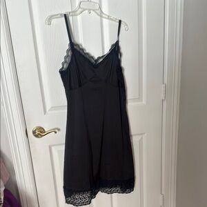 Elegant Black Lace Trim Slip Dress/sleep dress size large